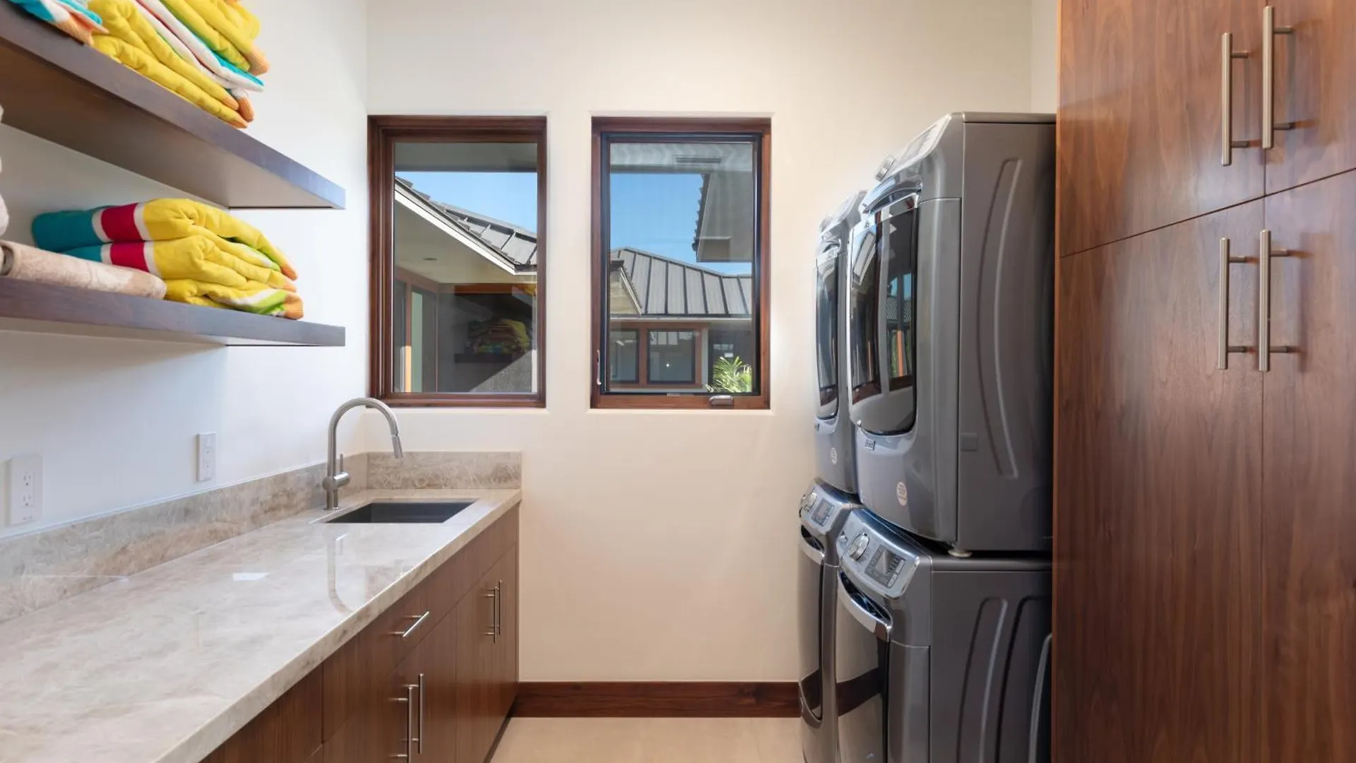 Casa vacanze ❤Pih❤ Hawaiian Elegance Short Walk To Best Beaches Heated Lap Pool Spa Waimea