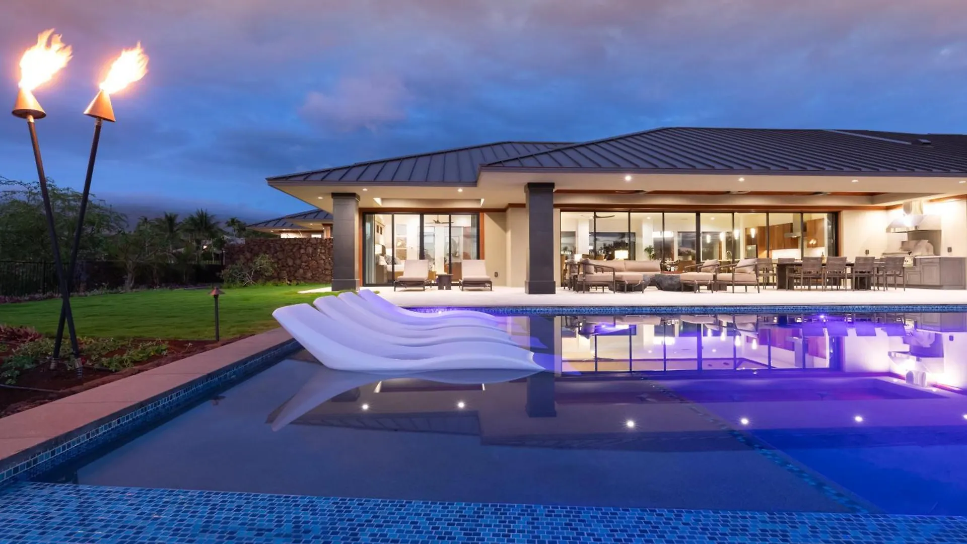 ❤Pih❤ Hawaiian Elegance Short Walk To Best Beaches Heated Lap Pool Spa Waimea  Casa vacanze Waimea (Hawaii)